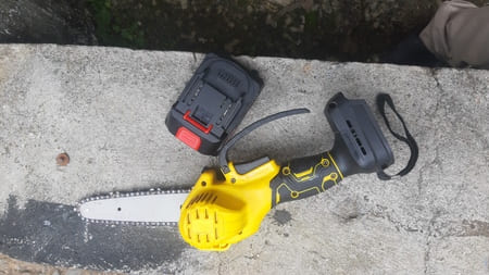 Mini Moto-Serra a Bateria Nakasaki - Imagem 2