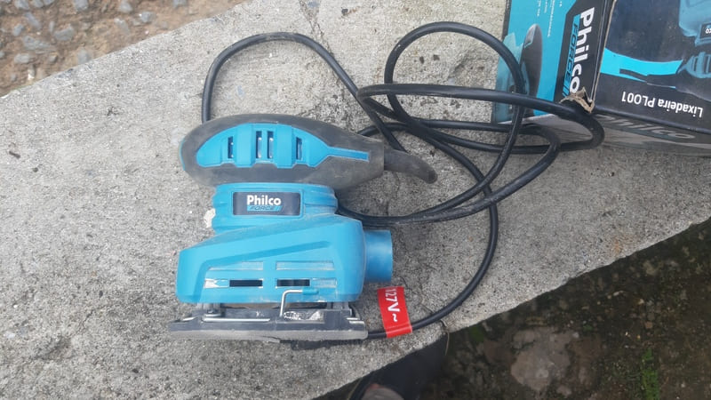 Lixadeira Philco PLO01 250w C/ Bocal De Sucção - Imagem 2